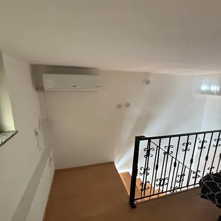 דירה Mia's Duplex סקופיה