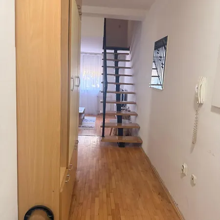 Mia's Duplex *