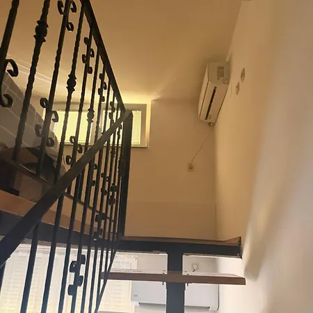 Mia's Duplex * Üsküp